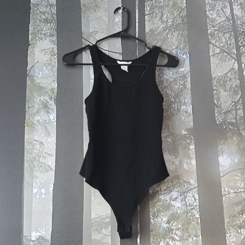 H&M Black Bodysuit with Minimalist Style